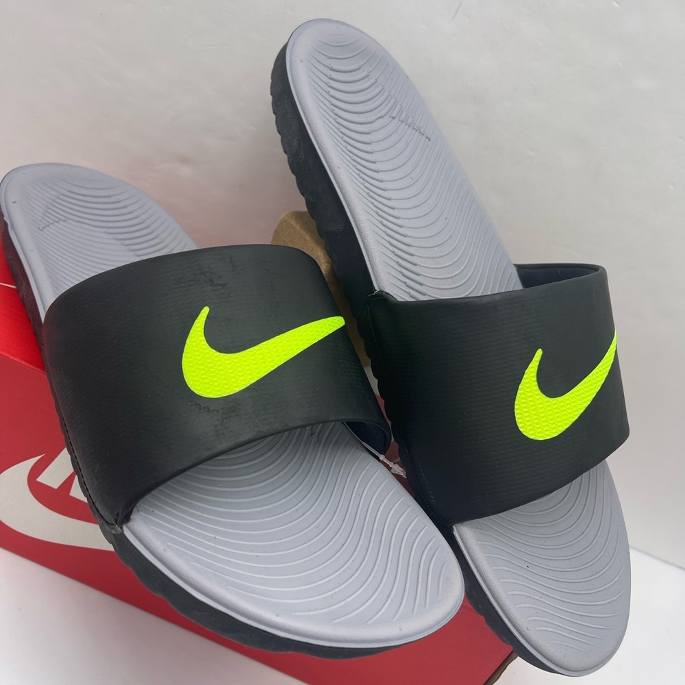 Nike Men’s Black Slides with Neon Green Logo - Picture 6 of 16